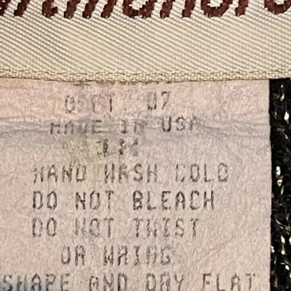 VINTAGE Knitmakers metallic gold/black sweater - Picture 7 of 10